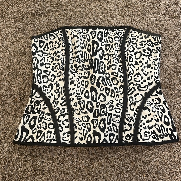 White House Black Market Tops - White House black market white and black cheetah print top k